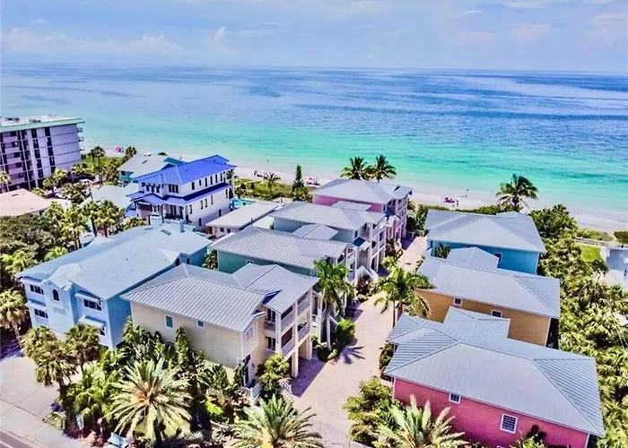 Ferienhaus Luxury House - Steps To The Clearwater Beach