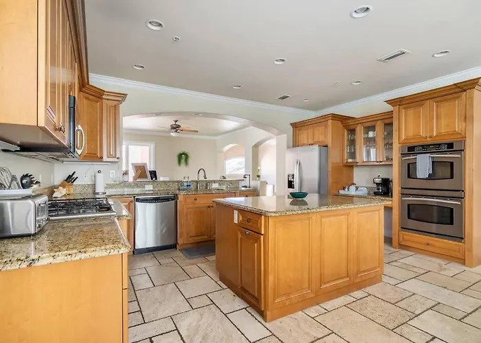Ferienhaus Luxury House - Steps To The Clearwater Beach