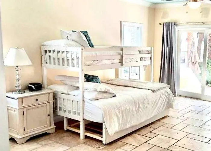 Luxury House - Steps To The Ferienhaus Clearwater Beach